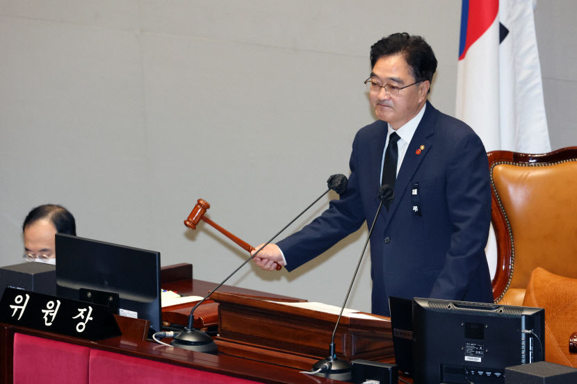 민주당 우원식 의원 ‘국회의장’ 도전…”중립의 협소함 넘어서겠다”